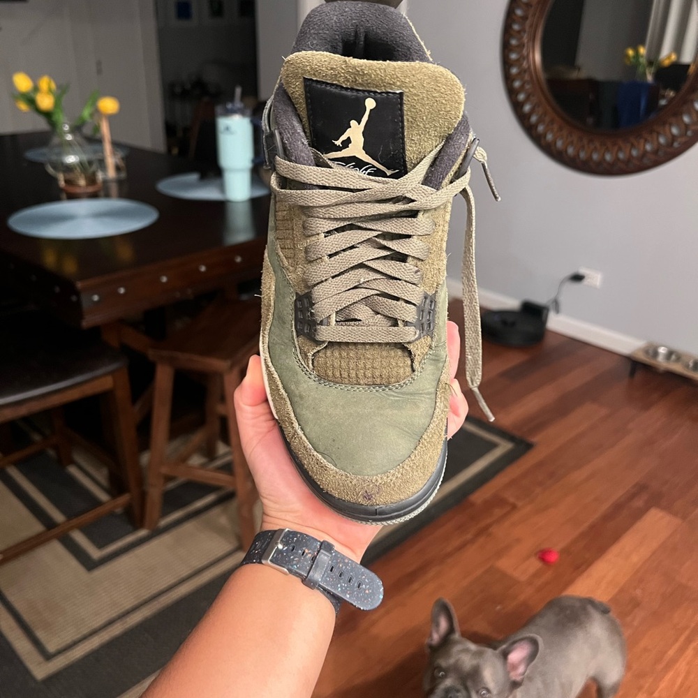 Jordan Men's Green and Tan Sneakers